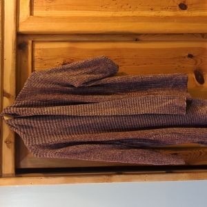 Cozy, did I mention, cozy? Barefoot dreams cardigan